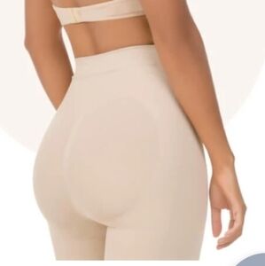Seamless High-Waist Shapewear in Beige